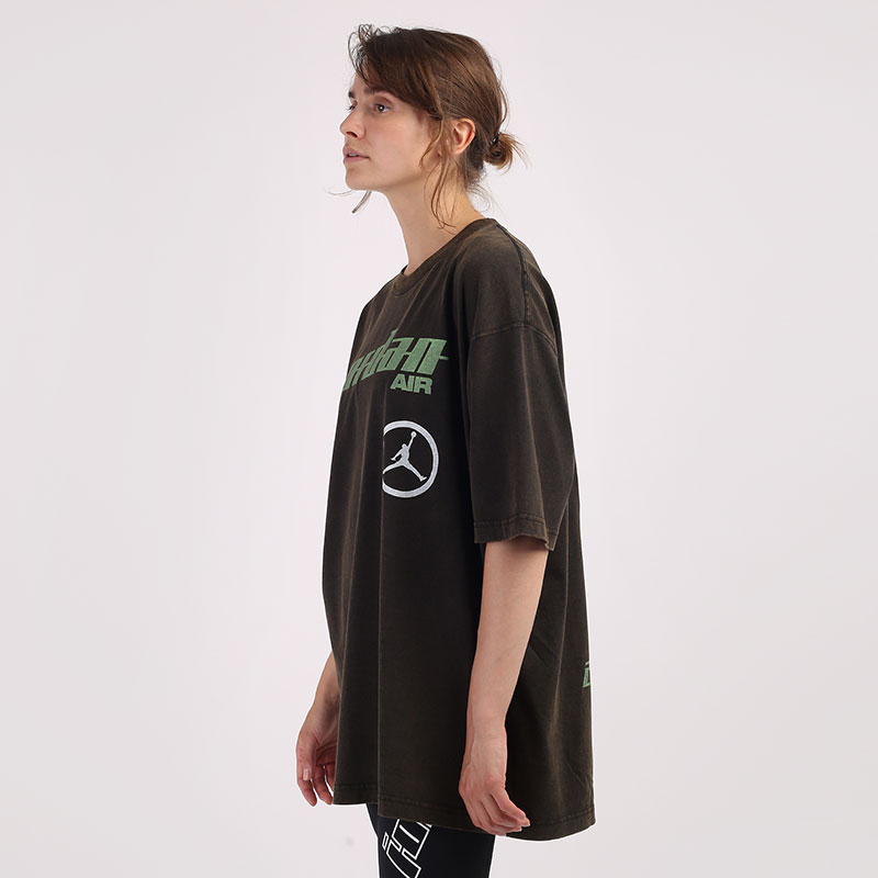 Женская футболка Jordan Moto Oversized T-Shirt (CW2204-010)  - цена, описание, фото 3